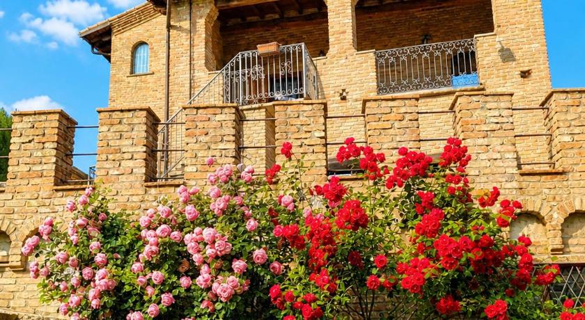 Il Castelletto di Gomo - Relax nella natura con SPA privata outdoor