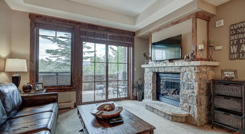 Image of One Bedroom Condominium 6