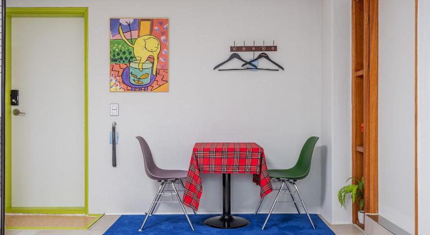 Image of One-Bedroom House 63 5