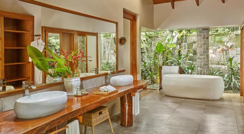 Image of Narra Villa King 2