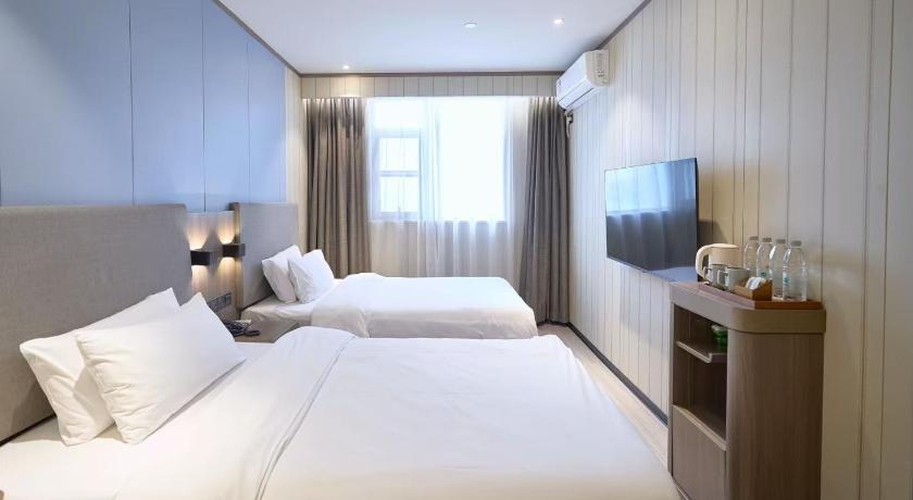 Hanting Hotel Wuhan Chuhe Hanjie Metro Station – Wuhan, OH