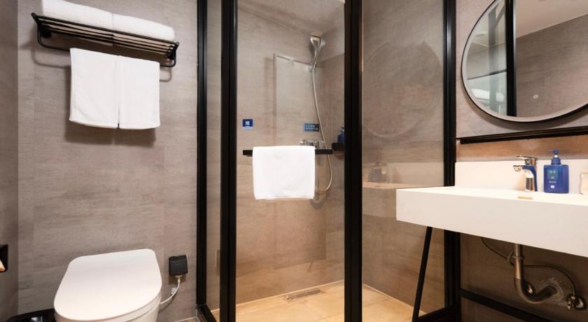 Hanting Hotel Wuhan Hongshan Square Metro Station - image 42