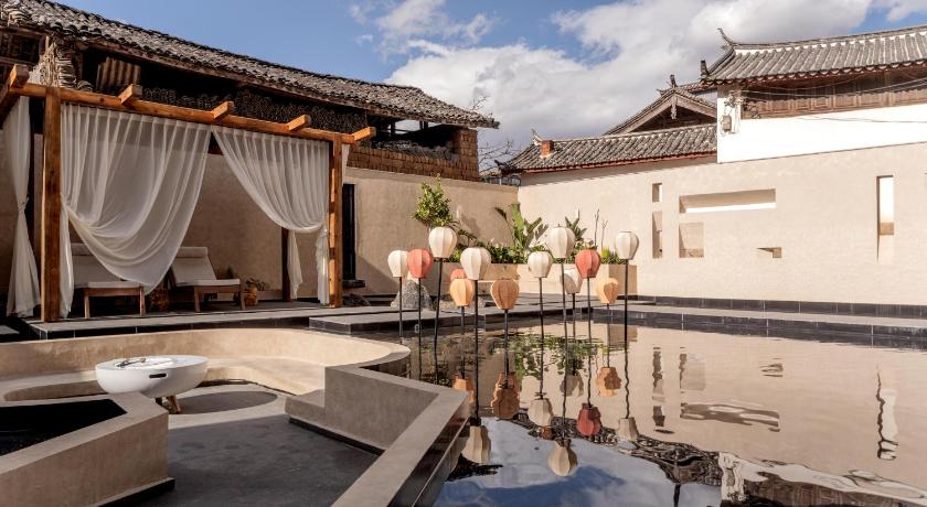 리장 / 여강 Lingbai Magnolia Trail – Boutique Guesthouse with Private Onsen & Snow Mountain Views in Baisha 호텔 외관