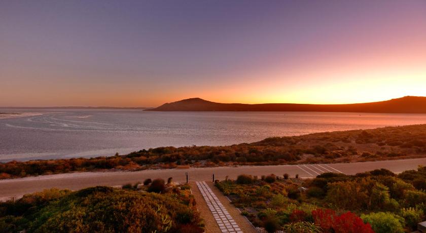 The Shark Bay Villas