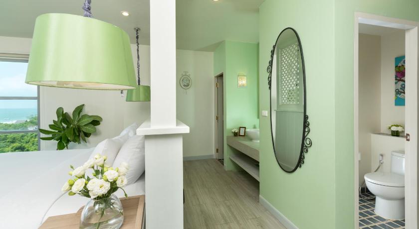 รูปของดีลักซ์ คอร์เนอร์ วิวทะเล (Deluxe Corner Sea View Room) 13