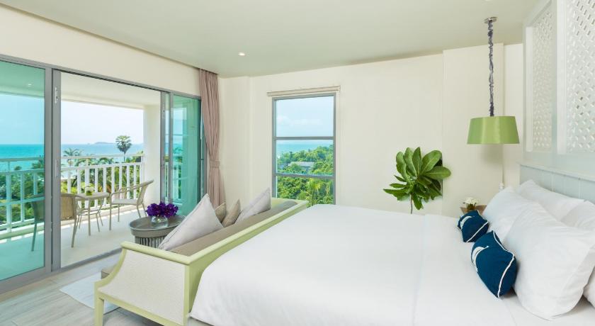 รูปของดีลักซ์ คอร์เนอร์ วิวทะเล (Deluxe Corner Sea View Room) 4
