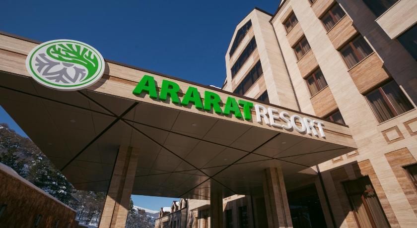 a street sign that is on the side of a building, Ararat Resort Tsaghkadzor in Tsaghkadzor
