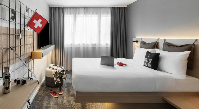 Image of Moxy Sleeper, Guest room, 1 Queen 1