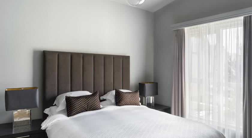 Image of Suite 8