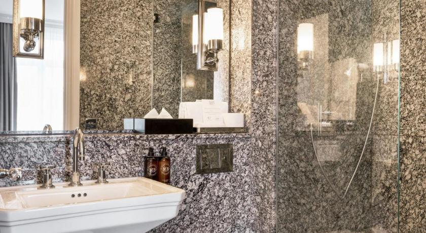 Image of Suite 10