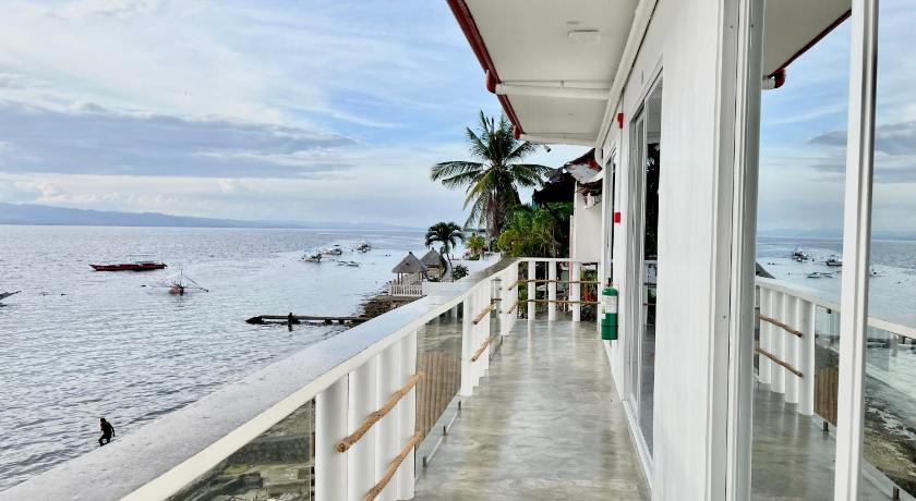 Antuwanga reef resort
