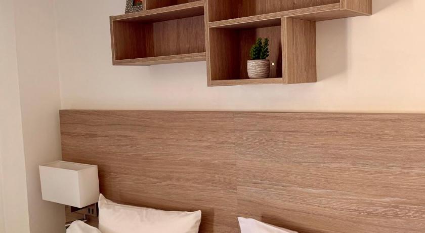 Image of Superior Double Room - North Side 7