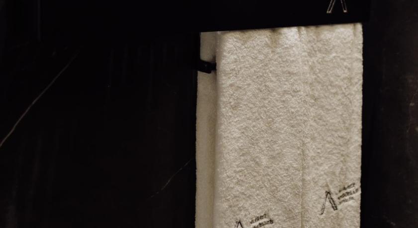 Image of Deluxe Double Room 5