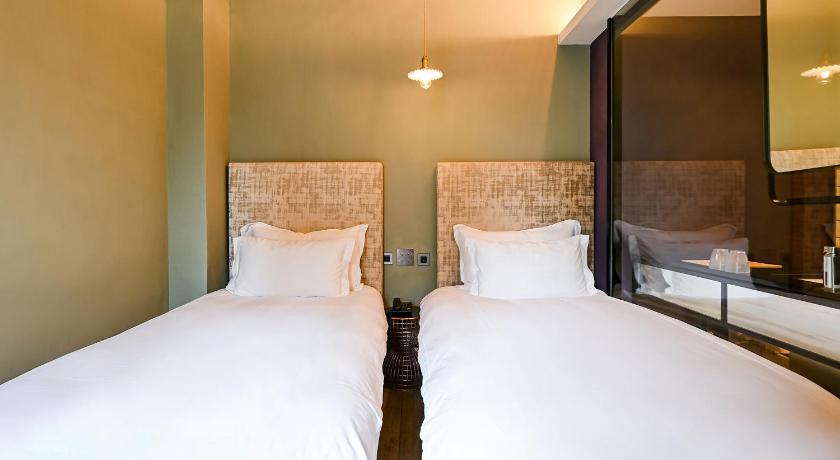 Image of Standard Twin Room 4