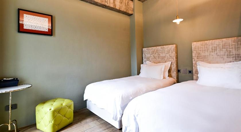 Image of Standard Twin Room 5