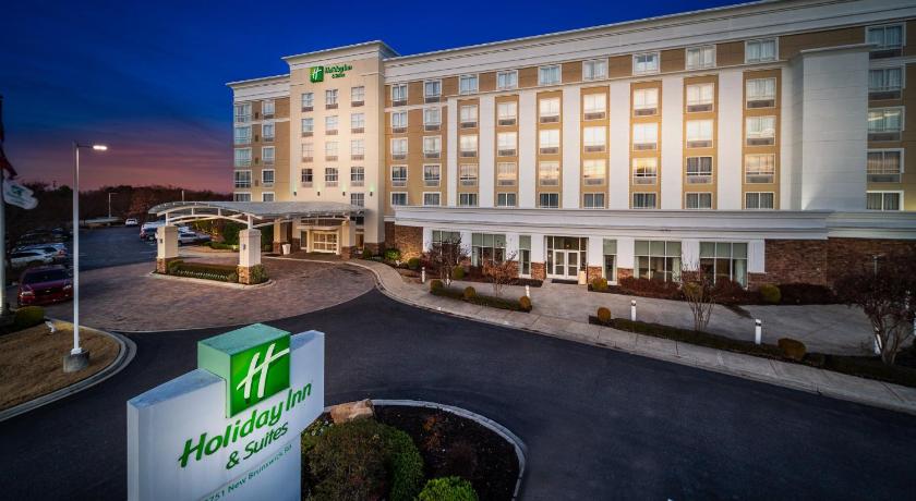 Holiday Inn & Suites Memphis - Wolfchase Galleria​ by IHG