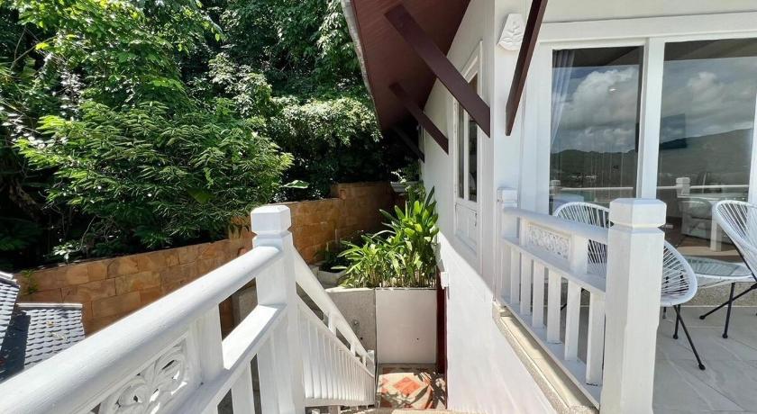 Image of One-Bedroom Villa 13