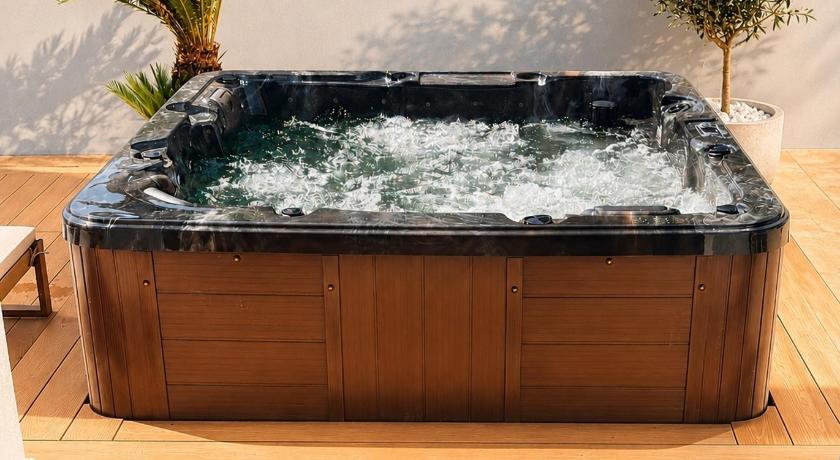 Vila Meditteran-Jacuzzi&Forest Retreat