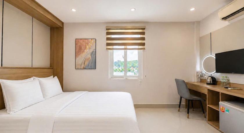 Phòng Đôi Loại Sang (Deluxe Double Room)