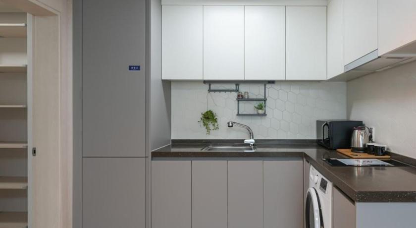 Image of Suite 1