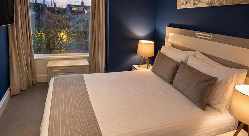 Image of Junior Suite 0