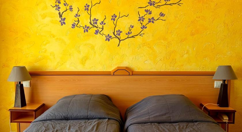 Image of Standard Twin Room - Sea View 0