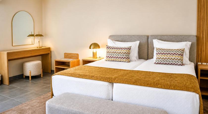 Image of Two Bedroom Suite with Kitchenette 5