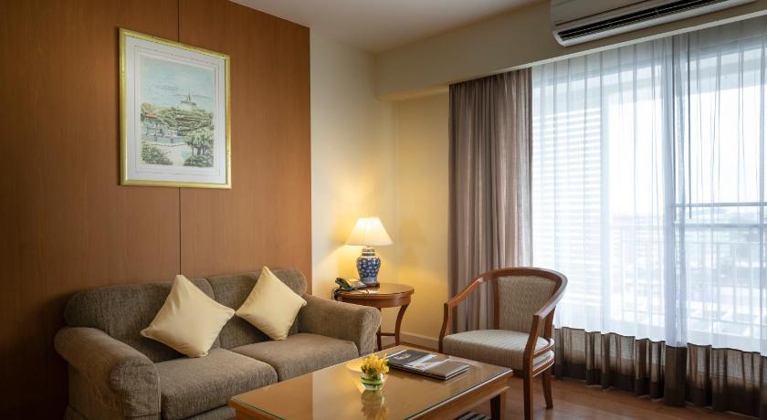 Image of One-Bedroom Suite 6