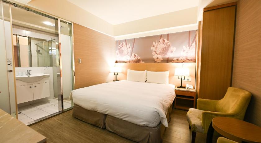 Image of Double or Twin Room (Check-in after 20:00) 0
