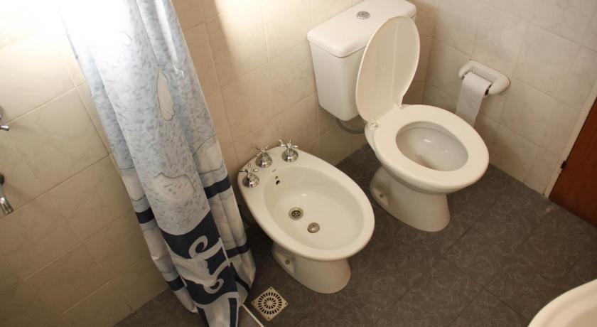 Image of Two-Bedroom House 15