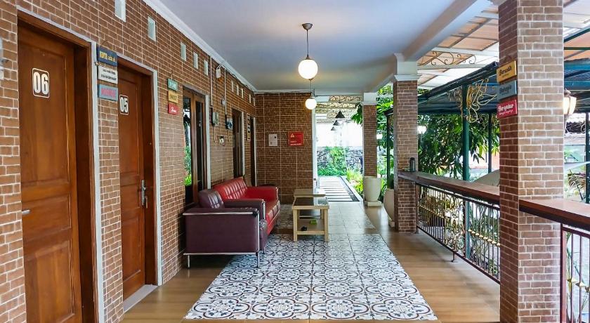 Homestay Joglo Seruni Syariah RedPartner - image 7