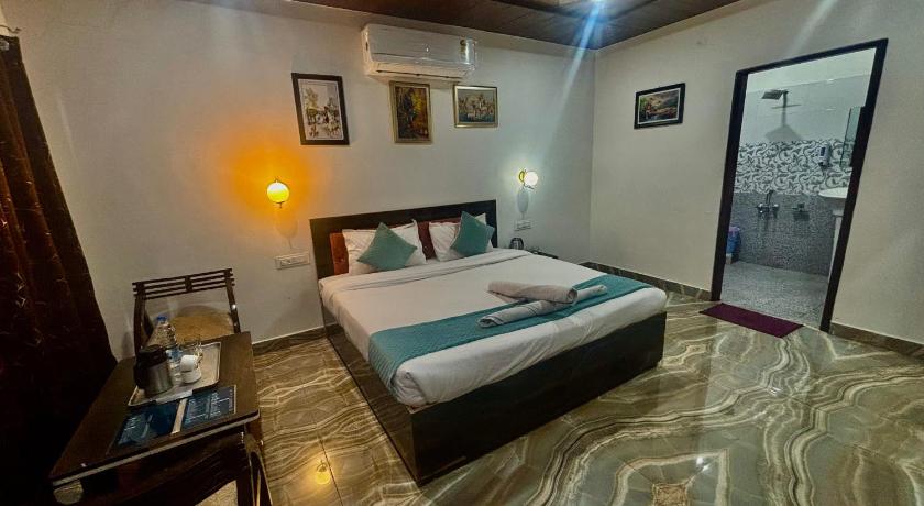 Vansathli I Near Mall Road Kasauli - image 45