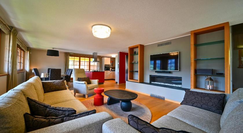 Image of Superior Chalet 5