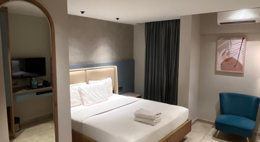 Image of Executive Suite 0