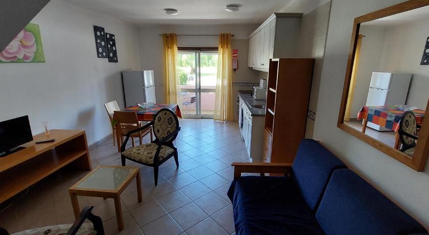 Image of One-Bedroom Apartment 3