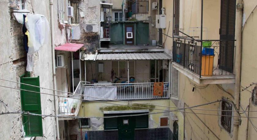 Image of Apartment 11