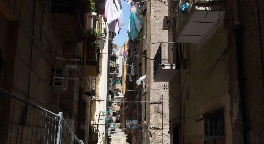 Image of Apartment 12