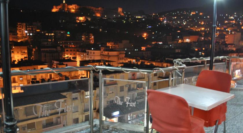 Hotel The First — Hotel in Gjirokaster