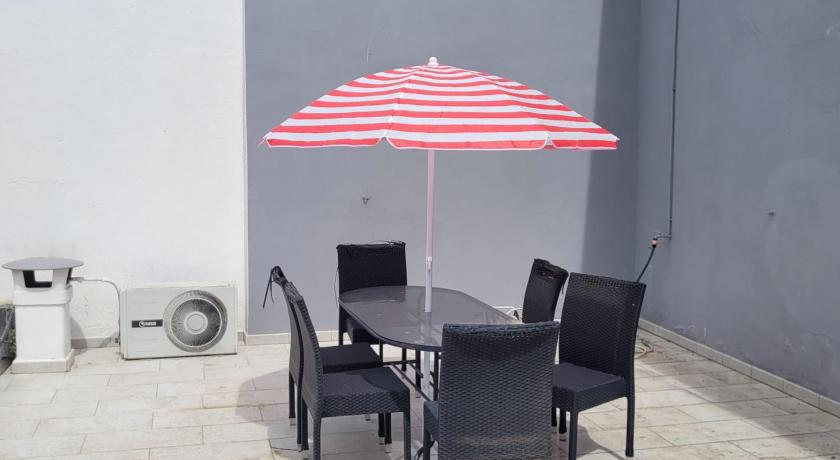 CV021 - Cervia, monolocale con terrazzo in ottima posizione