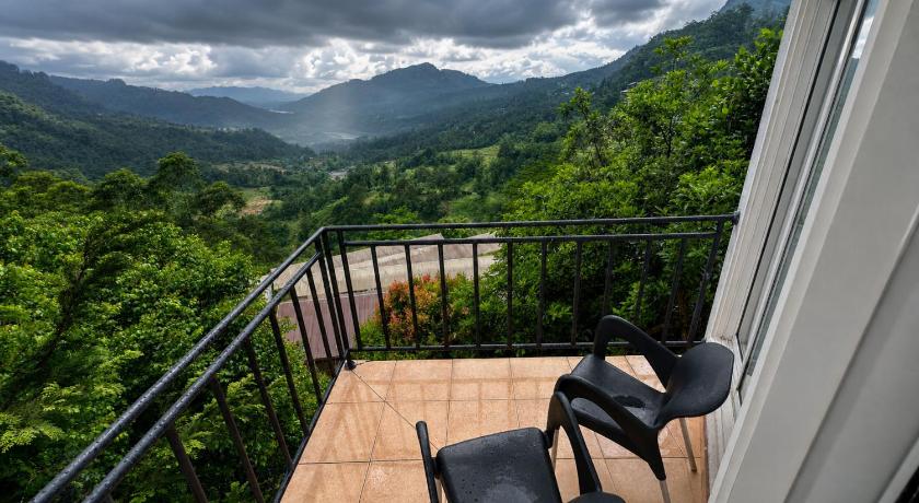 THURULIYA HOTEL - image 5