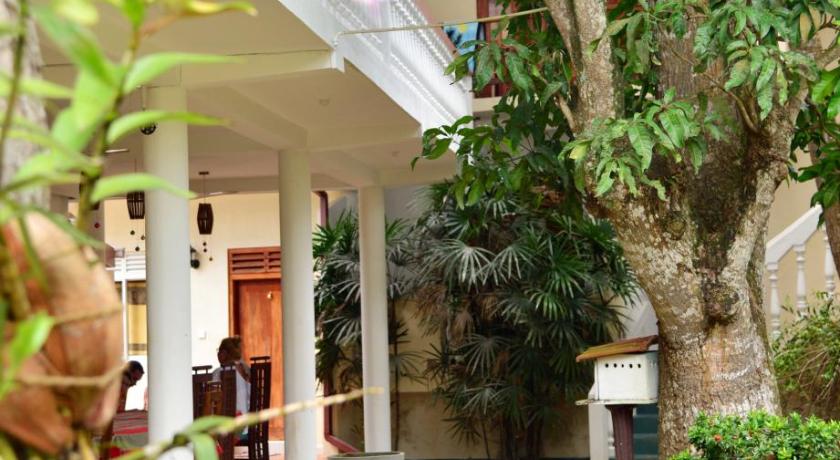 Sea Breeze Guesthouse photo