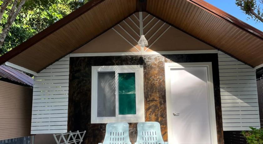 Image of Deluxe Bungalow 17