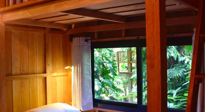 Image of Deluxe Family Room 6