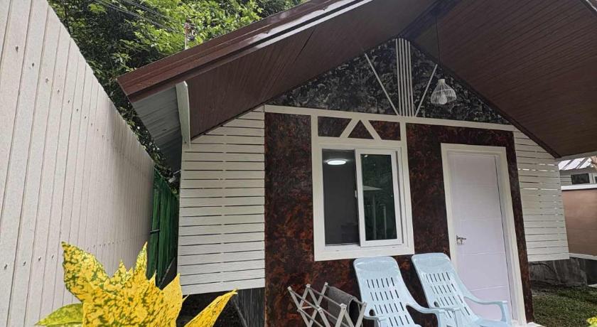 Image of Deluxe Bungalow 12
