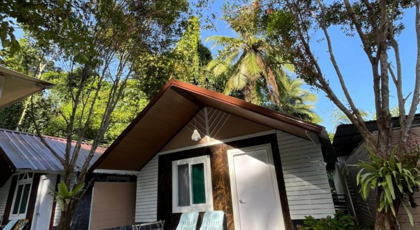 Image of Deluxe Bungalow 1