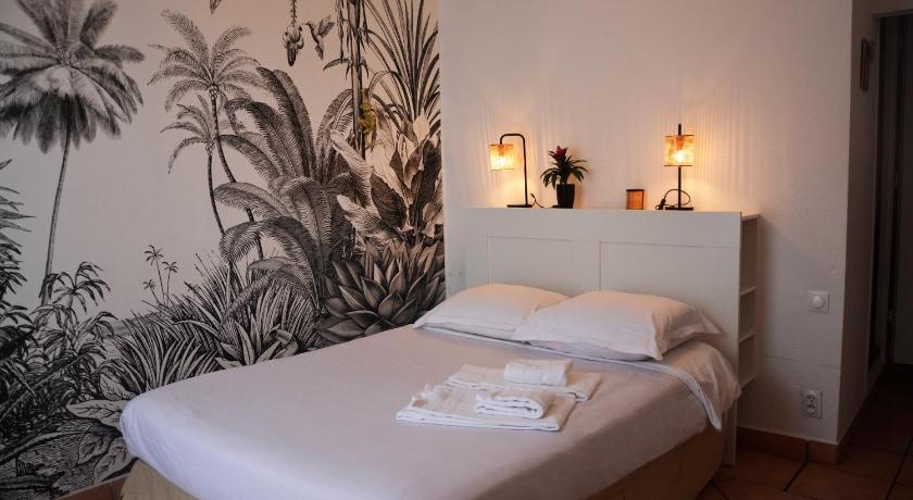 Image of Standard Double Room 3