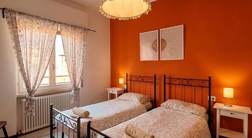 B&B near Lake Como - Close to train & bus - Breakfast included