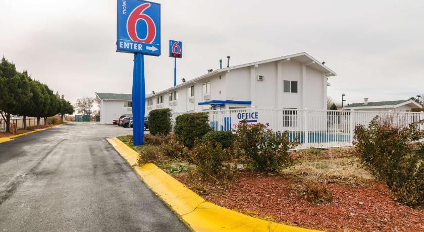 Motel 6-North Platte, NE