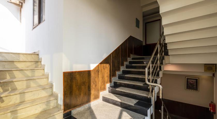 Hotel Admire Inn Sec - 44 By ASPL - image 35