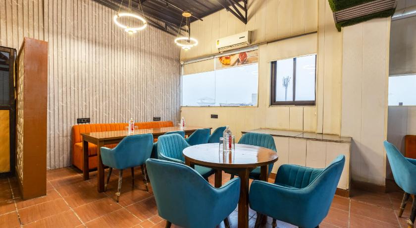 Hotel Admire Inn Sec - 44 By ASPL - image 29